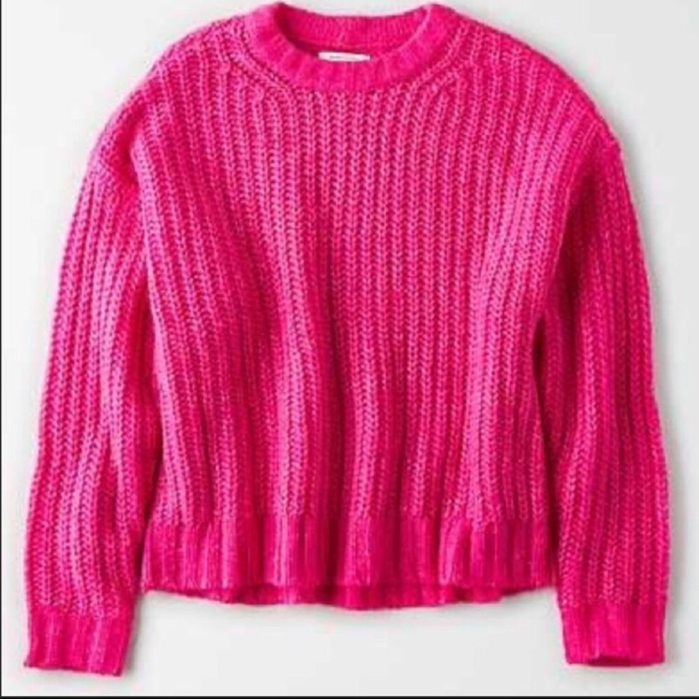 American eagle hot pink cropped sweater